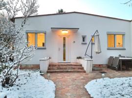 Gemütliches Haus mit Schwedenofen im Wienerwald，位于Neulengbach的酒店