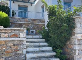 Villa Markiani, hotell i Aegiali