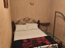 Hotel El Golla, hotell i Er Rachidia