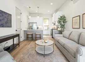 NEW Steiner House River Ranch King Office Frame TV