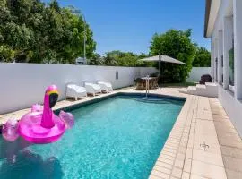 Broadbeach Waters Retreat