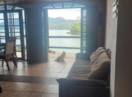 Casa da Ilha! Ilha dos Martins - Itaguaí - Rio de Janeiro, Hotel in Itaguaí