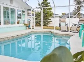 2BR Villa w Heated Pool Sleeps 6 Near Venice Beach