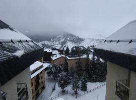 Apartamento en Formigal - Parking Privado Incluido，福米加爾的飯店