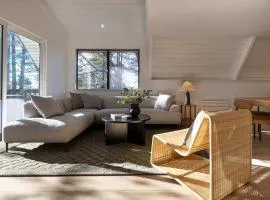 Cozy 3BR A-Frame Lake Views Family Friendly