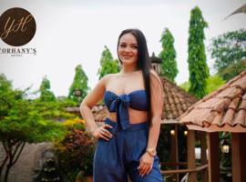 Yorhanys Hotel, hotel in Puerto Barrios