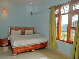 TSR Inn By Xplore Mantra Hotel and Cafe, Nagtibba