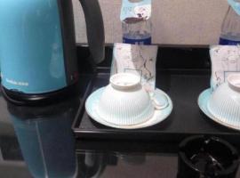 Xana Hotelle Neijiang City Center Branch, hotel in Neijiang