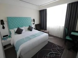 Xana Lite Korla Xiangli Avenue Food Street