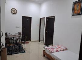 Minakshi Residence, hotel i Ahār