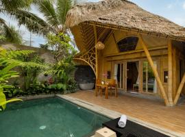 Roshan Bamboo Ubud Villa, khách sạn ở Ubud
