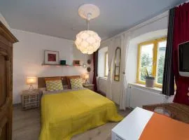 Zimmervermietung am Stadtplatz / BHF 8 min / A8