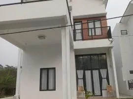 Tropical garden regency N2