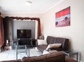 Sun Ray Guest House, hotel in zona Centro Commerciale Reds Mall, Centurion