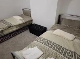 Charming 2 Bedroom Apartment in Heart of Nottinghamshire