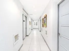 RedDoorz near Cebu Metropolitan Cathedral