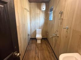 Hotel White Calangute, hotel in Calangute