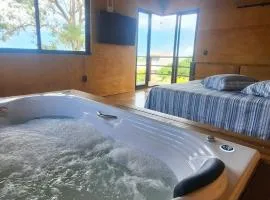 Chalé com jacuzzi, recanto dos Colibris