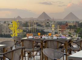 La Veranda Pyramids View Hotel With Rooftop Access, hotel v Káhiře