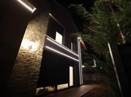 De La Villa Brezovice