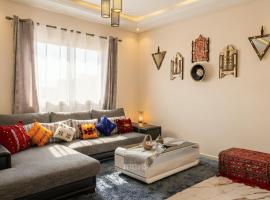 Azra Homes Famille uniquement, hotel din Saïdia