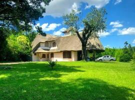 Cabaña en Atlantida Sur cerca de la playa, viešbutis mieste Atlantida