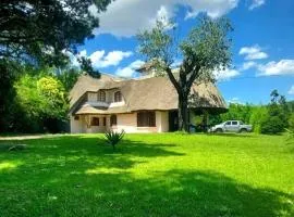 Cabaña en Atlantida Sur cerca de la playa