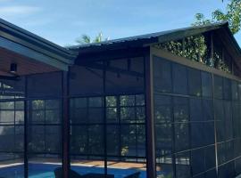 Sehaliah Agricultural Farm Resort, hotel a Amadeo