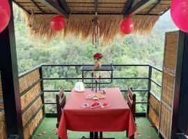 Dream Valley حلم الوادي, hotel in Sirjbāl