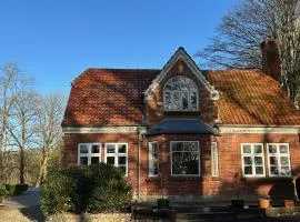 Spaceous, cozy, fully equipped in beautiful nature with lake view