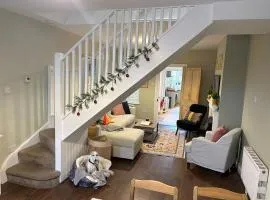 2 Bed Terrace Cottage with Cathedral Views