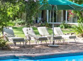 Five Mountains Guest Farm & Spa, Hotel in Wellington