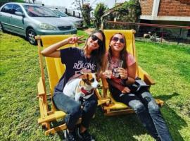 Agradable cabaña en mágica montaña coloniera, Hotel in Tovar