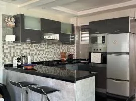 Duplex océan harhoura avec une grande terrasse