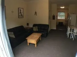 4 big bedrooms, 5 beds, Wi-Fi, 5 TV's, Car Parking