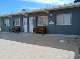 Alojamiento Piuke, Hotel in Playas Doradas