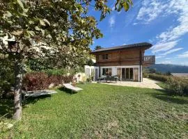 Chalet cosy plein sud proche Crans Montana et Anzère! Vue unique sur les Alpes