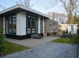 Luxe chalet in de Veluwse bossen nabij Harderwijk