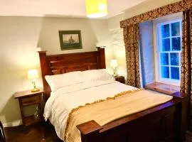 Country cottage in town