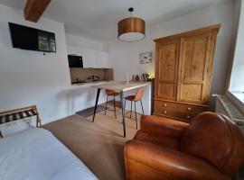 Lodge Hotel Les Rousses: Les Rousses şehrinde bir otel
