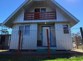 Cabaña de campo, Puacura - Castro, hotel a Putemún
