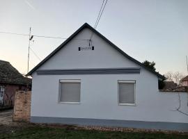 Kuca na selu, hotel em Novi Slankamen