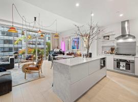 Fulton Place by Rove Travel 2BR Condo wBalcony, hotel in New York