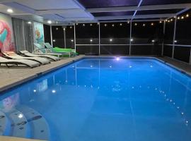 Clearwater Heated Pool Paradise Family-Friendly Home Near Beaches, hotel in Clearwater