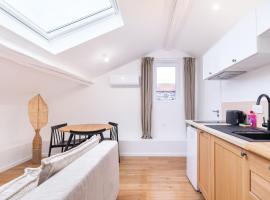 L'appart Breztel & SPA Medipole, hotel a Villeurbanne