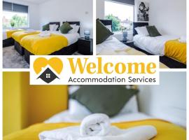 warm modern 3 bedroom house free secure off road parking, wifi & sky sleep upto 6 guest 2 bathrooms