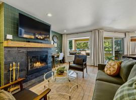 Ski & Tee Condo: A cozy mountain sport basecamp!, hotel di Leavenworth