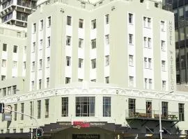 Hotel Waterloo & Backpackers