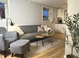 Cozy apartment in Leknes Lofoten, hotel in Leknes