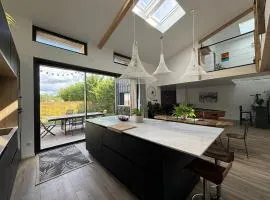 Belle longère rénovée avec piscine à 5 minutes du Futuroscope